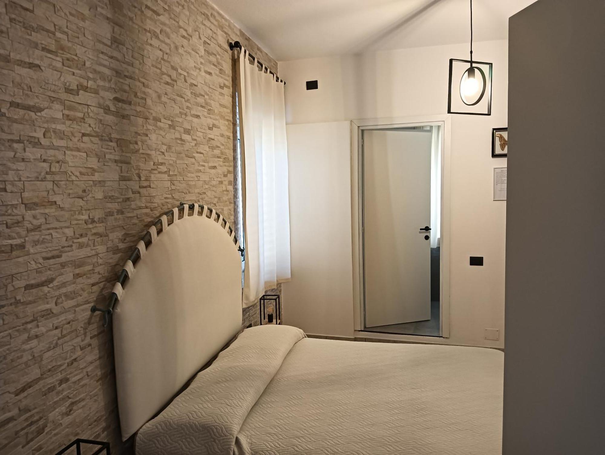 Domos Le Due Tuie Bed & Breakfast Piscinas Exterior photo