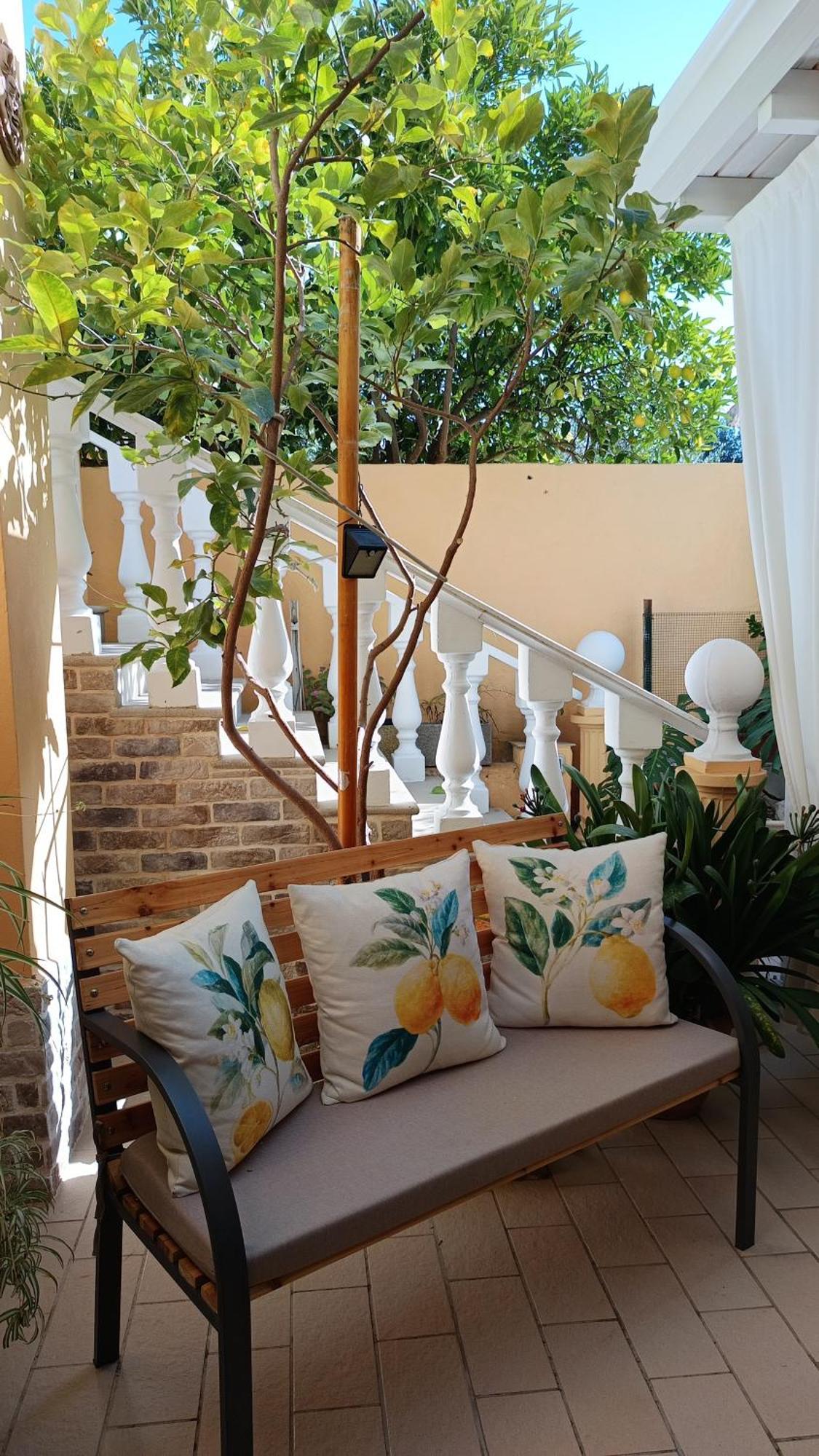 Domos Le Due Tuie Bed & Breakfast Piscinas Exterior photo