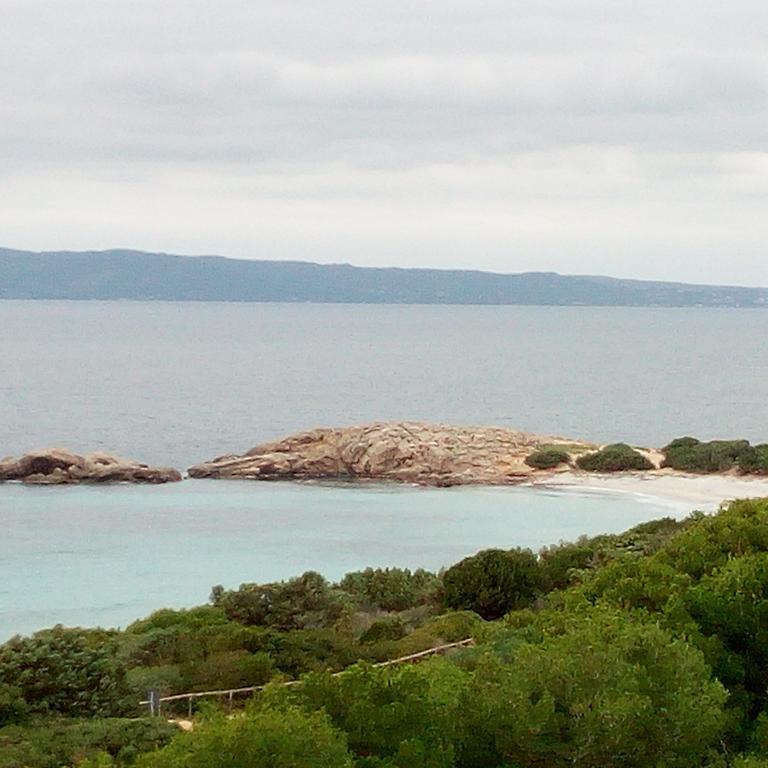Domos Le Due Tuie Bed & Breakfast Piscinas Exterior photo